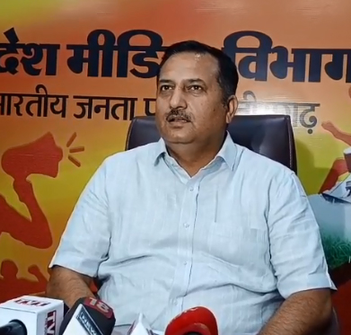 परीक्षाओं में गंभीर धोखाधड़ी का नामजद आरोपी और कांग्रेस नेता शुचिता का ढोंग रच रहे : भाजपा
