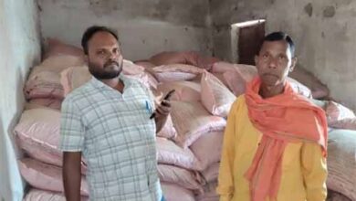 जशपुर में किसानों को खाद-बीज की पर्याप्त उपलब्धता, प्रशासन की कड़ी निगरानी से कालाबाजारी पर रोक