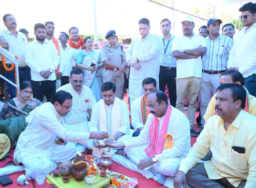 विकास की नई इबारत लिख रहा बिलासपुर, योजनाओं का लाभ अंतिम व्यक्ति तक पहुंचाना हमारी प्रतिबद्धता : केंद्रीय राज्य मंत्री साहू