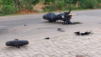 बाइक सवार को पीछे से तेज रफ्तार ट्रैक्टर ने मारी टक्कर बाइक सवार की मौत