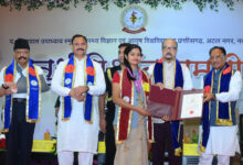 नई पीढ़ी को डिजिटल एडिक्शन और पॉपकॉर्न स्टेटस से बाहर निकलने की आवश्यकता है – डेका