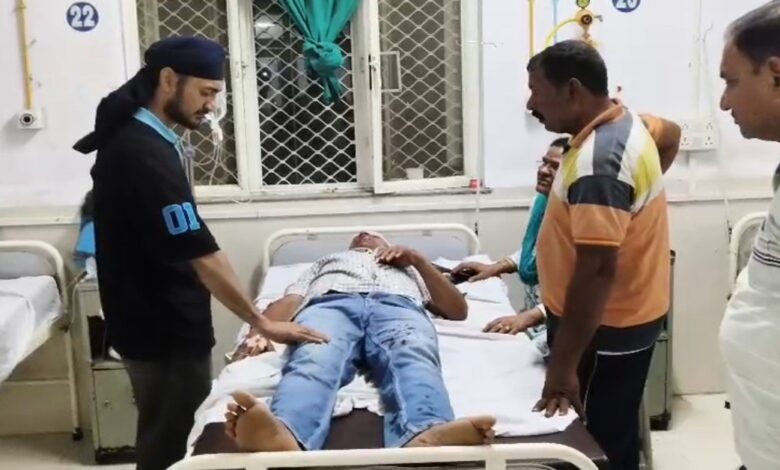 जनपद पंचायत CEO को तेज रफ्तार वाहन ने मारी टक्कर, हालत गंभीर