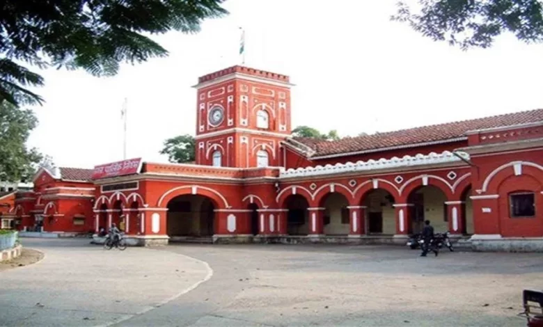 वेतन में देरी और सफाई में लापरवाही पर नगर निगम सख्त, दो आउटसोर्स कंपनियों पर लगा जुर्माना वेतन में देरी और सफाई में लापरवाही पर नगर निगम सख्त, दो आउटसोर्स कंपनियों पर लगा जुर्माना