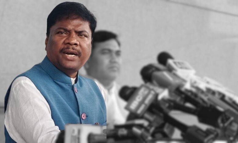 राहुल गांधी के दौरे से पहले मंत्री केदार कश्यप का कांग्रेस पर हमला, बयान से सियासत तेज