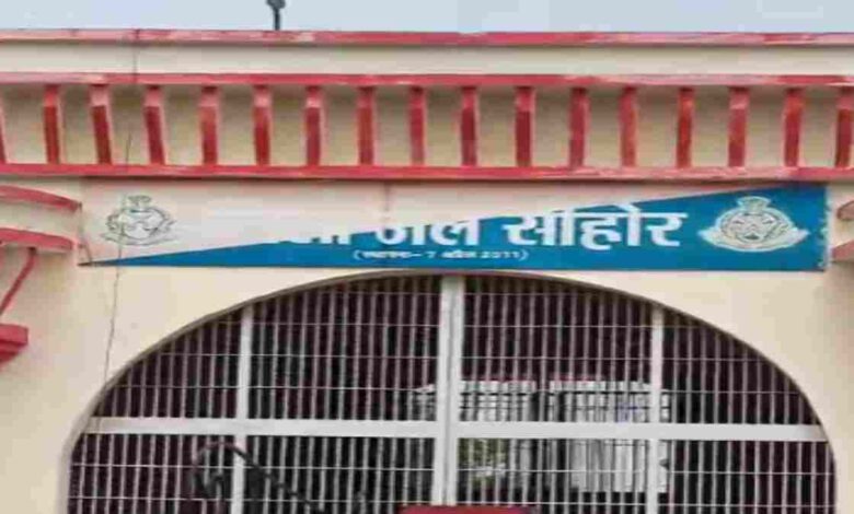 जेल में बंद कैदी की मौत से हड़कंप, परिवार ने जेल प्रबंधन पर उठाए सवाल जेल में बंद कैदी की मौत से हड़कंप, परिवार ने जेल प्रबंधन पर उठाए सवाल