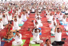 अंबिकापुर में मुख्यमंत्री विष्णु देव साय ने किया सामूहिक योग, दिया स्वस्थ जीवन का संदेश