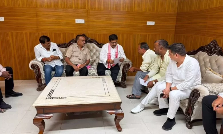 अग्निकांड की सीबीआई जांच की मांग तेज, राजपूत संगठनों ने गृहमंत्री को सौंपा ज्ञापन