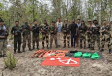 BSF-पुलिस की कार्रवाई, नक्सलियों के छिपाए हथियार और साहित्य बरामद