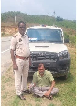 4.5 करोड़ के गांजा तस्करी सिंडिकेट का पर्दाफाश, मुख्य सरगना यूपी से गिरफ्तार