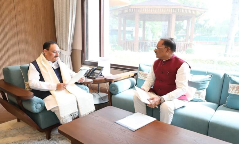CM साय की दिल्ली में बड़ी मुलाकात, स्वास्थ्य सुविधाओं और किसानों के मुद्दों पर JP नड्डा से हुई अहम चर्चा