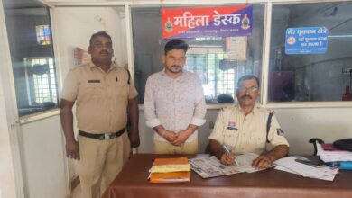 दुर्ग में गांजा तस्करी का भंडाफोड़, कार के गुप्त चेंबर से 14.5 किलो गांजा बरामद
