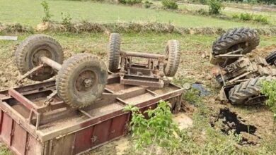 सिहावा क्षेत्र में हादसा, खेत में पलटा ट्रैक्टर, चालक की मौत