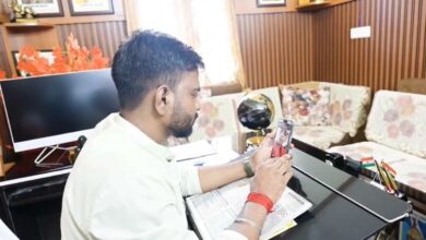 प्लेसमेंट के नाम पर धोखा चेन्नई में फंसीं तीन युवतियों ने मांगी मदद प्लेसमेंट के नाम पर धोखा चेन्नई में फंसीं तीन युवतियों ने मांगी मदद