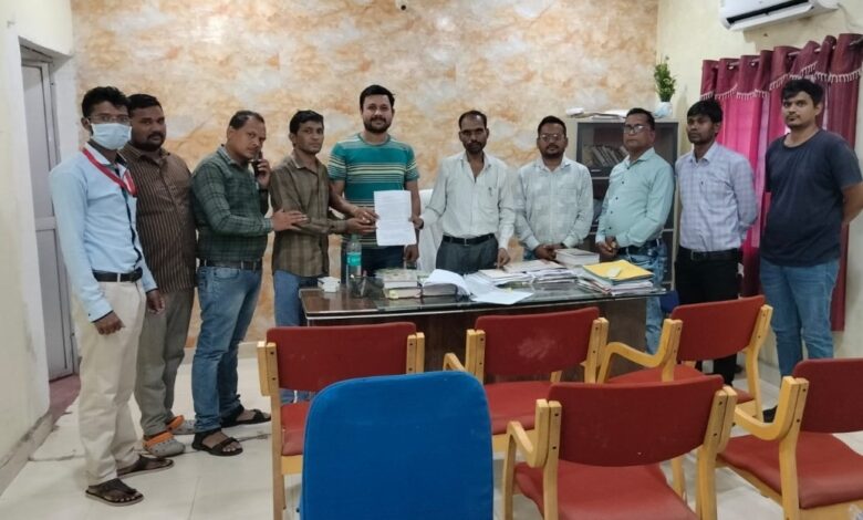देवभोग अस्पताल विवाद BMO पर आरोप, बचाव में उतरे स्वास्थ्य कर्मचारी
