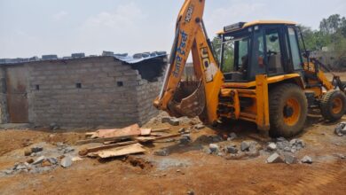 रायपुर में अवैध प्लाटिंग पर प्रशासन की बड़ी कार्रवाई, 13 एकड़ जमीन पर चला बुलडोजर
