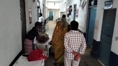 आकाशीय बिजली का कहर, खेत और घर के बाहर गिरी बिजली से दो लोगों की मौत