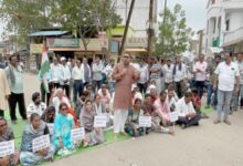 परिक्रमा पथ के खिलाफ सड़क पर उतरी कांग्रेस, चक्काजाम से यातायात व्यवस्था प्रभावित