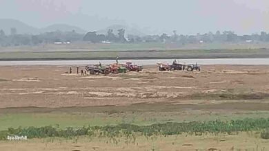 अवैध रेत कारोबार की जांच तेज, बुरहानपुर की TP लेकर सिंगरौली पहुंचा हाइवा