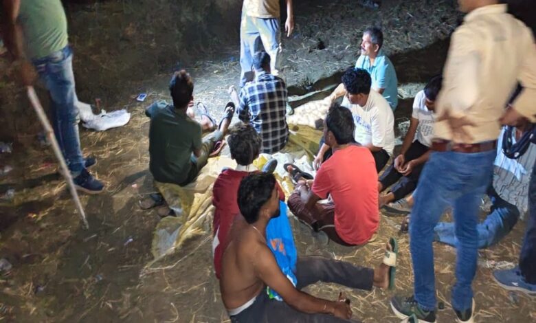 जुआ खेलते 10 जुआरी रंगे हाथों पकड़ाए