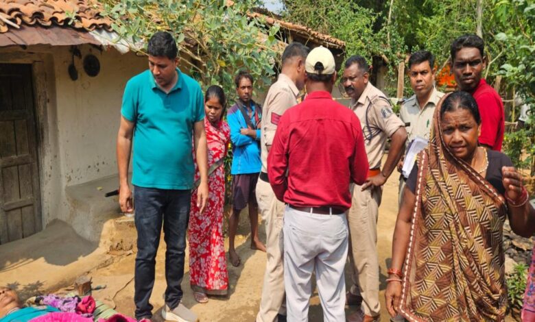 जमीन विवाद में दिव्यांग बेटे ने माँ की लाठी से पीटकर हत्या, पिता गंभीर
