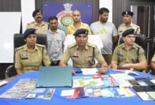 ऑनलाइन बेटिंग एप के जरिये अवैध सट्टा का सञ्चालन करने वाले तीन गिरफ्तार