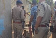 गली में मिला युवक का शव