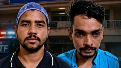 बस स्टैंड से दो हेरोइन तस्कर गिरफ्तार बस स्टैंड से दो हेरोइन तस्कर गिरफ्तार