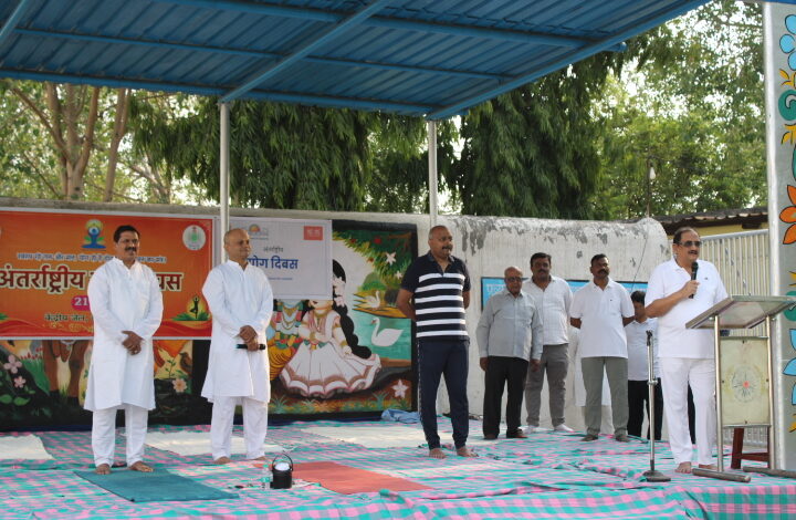 बंदियों ने योग को दिनचर्या में शामिल करने का लिया संकल्प बंदियों ने योग को दिनचर्या में शामिल करने का लिया संकल्प