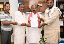 स्काईवॉक निर्माण में ‘आपराधिक लापरवाही: कांग्रेस, लोक निर्माण मंत्री को सौंपा ज्ञापन: कन्हैया