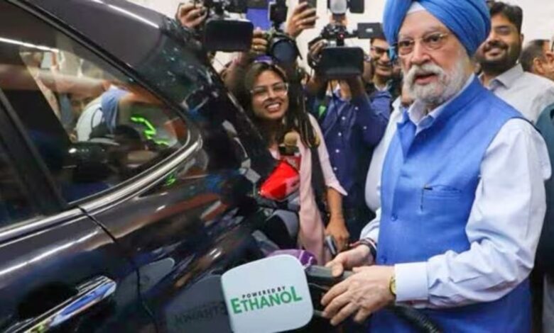 देश के पहले ई-85 एथेनॉल-ब्लेंडेड ईंधन स्टेशन की हुई शुरुआत पेट्रोल के मुकाबले 20 रूपए सस्ता