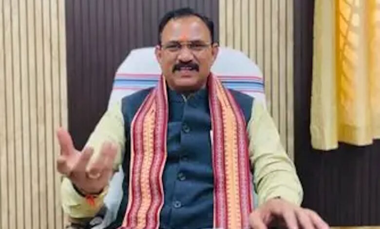 स्वास्थ्य विभाग के प्रस्ताव से मचा बवाल, दूसरे राज्य के डॉक्टरों को प्रैक्टिस की अनुमति