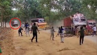मासूम को कुचलने के बाद दो बार बैरिकेड तोड़कर भागा ट्रक ड्राइवर