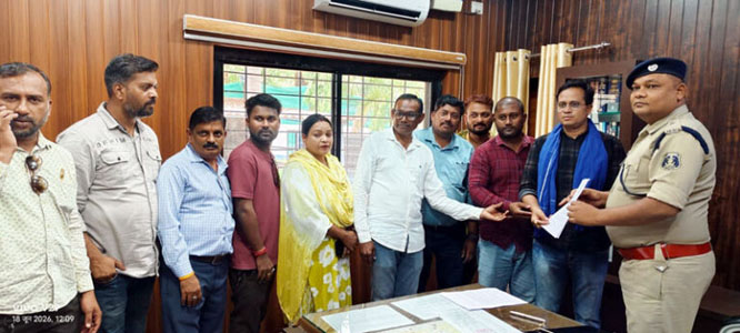 पत्रकार मुकेश चंद्राकर हत्या मामले में गवाहों को प्रलोभन देने का आरोप