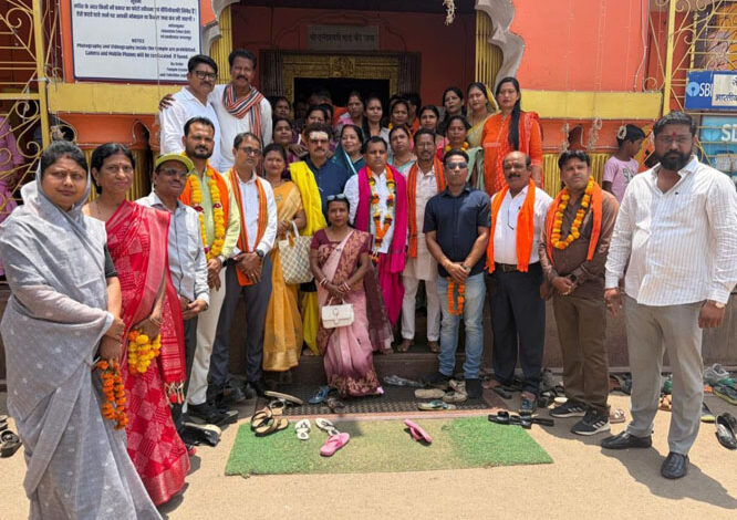 भाजपा ने मां दंतेश्वरी से प्रधानमंत्री के 12 वर्ष का कार्यकाल पूरा होने पर दीर्घायु की कामना भाजपा ने मां दंतेश्वरी से प्रधानमंत्री के 12 वर्ष का कार्यकाल पूरा होने पर दीर्घायु की कामना