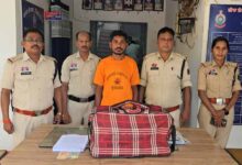 बस स्टैंड से 8 किलाे गांजा के साथ आरोपी गिरफ्तार