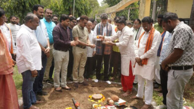 हाईमास्ट लाइट से शहीद पार्क चौक एवं चौपाटी में रौनक बढ़ेंगी – किरण देव