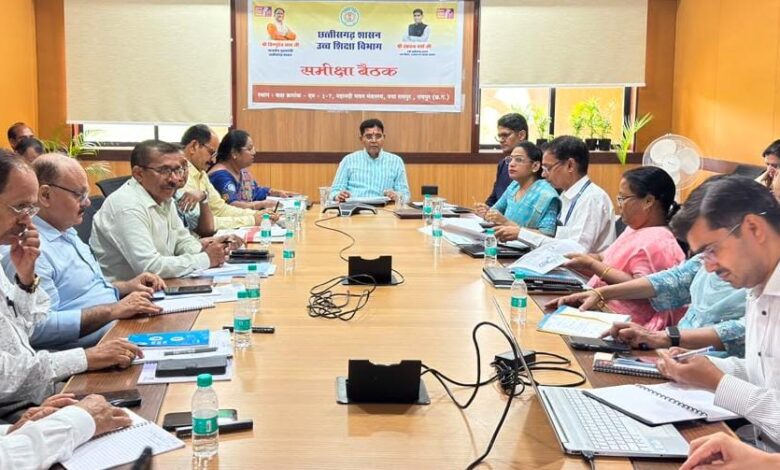 छत्तीसगढ़ के कॉलेजों में बहेगी विकास की बयार, 700 प्राध्यापकों की भर्ती के साथ खुलेंगे तरक्की के द्वार
