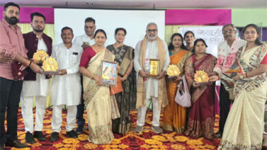 साहू समाज ने लिया समाज से परिवार तक पहुंचने का संकल्प, संस्कारवान व सशक्त परिवार निर्माण पर भी दिया जोर साहू समाज ने लिया समाज से परिवार तक पहुंचने का संकल्प, संस्कारवान व सशक्त परिवार निर्माण पर भी दिया जोर