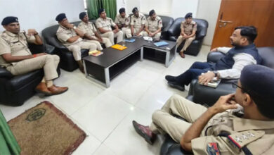 राष्ट्रीय लोक अदालत की तैयारियों को लेकर रेलवे अधिकारियों की बैठक