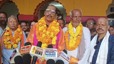 श्रीजगन्नाथ प्रभु के सामने छतरी, तलवार, मुकुट पहनकर नहीं जाया जा सकता – कुमार जयदेव श्रीजगन्नाथ प्रभु के सामने छतरी, तलवार, मुकुट पहनकर नहीं जाया जा सकता – कुमार जयदेव
