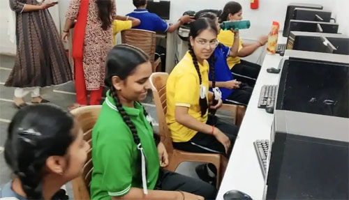 संत ज्ञानेश्वर विद्यालय: 12वीं के बच्चों के लिए फ्री टैली क्लासेस शुरू