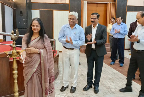 सेक्रो मुख्यालय द्वारा स्कूली बच्चों के लिए व्यक्तित्व विकास कार्यशाला का आयोजन सेक्रो मुख्यालय द्वारा स्कूली बच्चों के लिए व्यक्तित्व विकास कार्यशाला का आयोजन