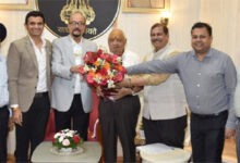 राज्यपाल डेका से निजी विश्वविद्यालयों के पदाधिकारियों ने की भेंट