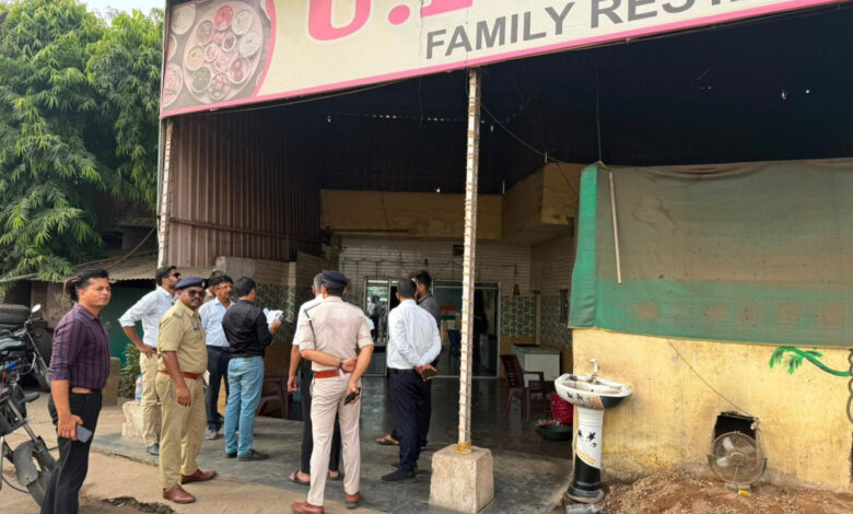 सड़क सुरक्षा नियमों के उल्लंघन पर बड़ी कार्रवाई, राष्ट्रीय राजमार्ग पर 41 से अधिक वाहनों पर 41 हजार का जुर्माना सड़क सुरक्षा नियमों के उल्लंघन पर बड़ी कार्रवाई, राष्ट्रीय राजमार्ग पर 41 से अधिक वाहनों पर 41 हजार का जुर्माना
