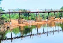 नक्सलवाद पर भारी पड़ी विकास की राह- नारायणपुर के दुर्गम क्षेत्र में आईटीबीपी ने ग्रामीणों के साथ मिलकर 250 फीट लंबा पुल किया खड़ा