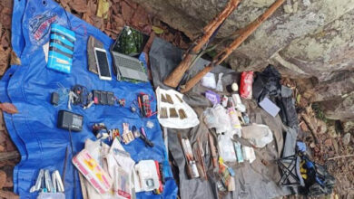 कांकेर सीमा पर नक्सली डम्प से हथियार व नक्सल सामग्री बरामद