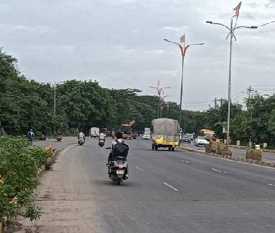 बस्तर में मानसून के मिजाज में बड़ा बदलाव, बारिश का दौर थमा, उमस बढ़ी बस्तर में मानसून के मिजाज में बड़ा बदलाव, बारिश का दौर थमा, उमस बढ़ी
