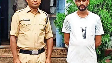 कच्चे माइंस के स्टोर रूम में चोरी करने वाला आरोपी गिरफ्तार