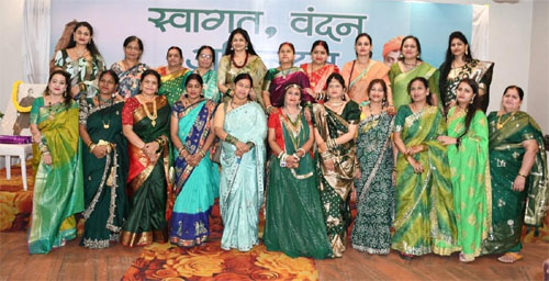 सावन के मड़ई 2026 की अपराजिता शुक्ला बनी सावन क्वीन