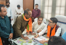 सहयोग केन्द्र में वित्त मंत्री चौधरी ने किया कार्यकर्ताओं से संवाद